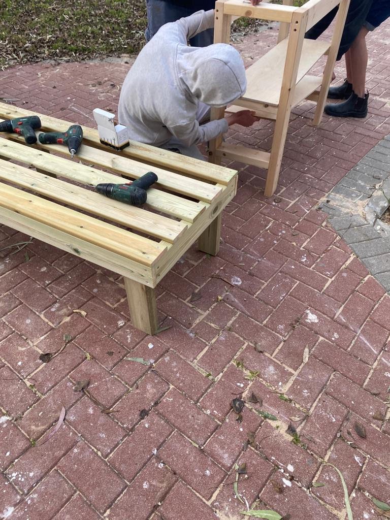 עיצוב פשוט אושרת גורן מועדוני שכבות יד מרדכי 