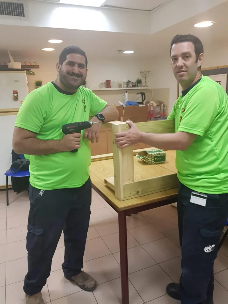 עיצוב פשוט אושרת גורן פריגת בפנימית טוקאייר